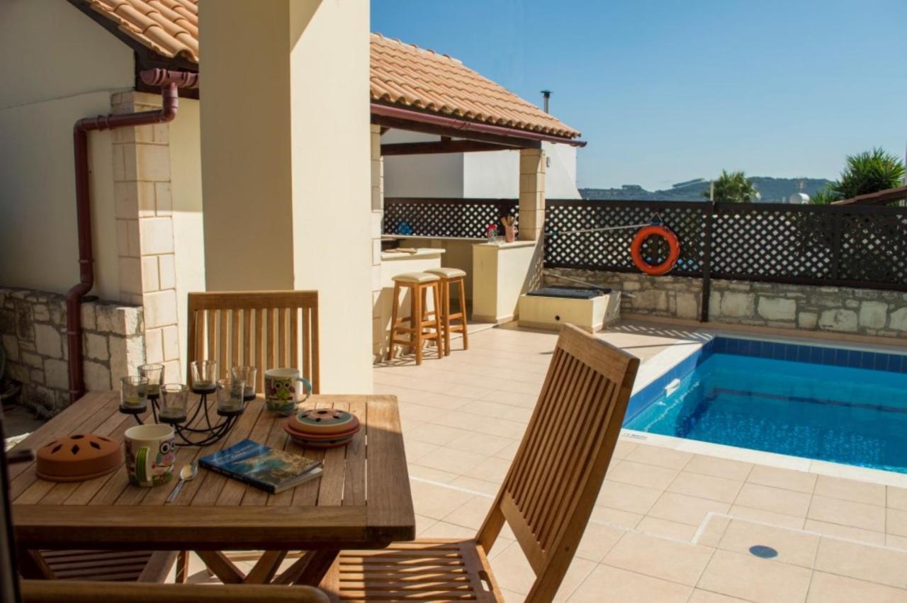 Villa Darmarohori Homeleader מראה חיצוני תמונה