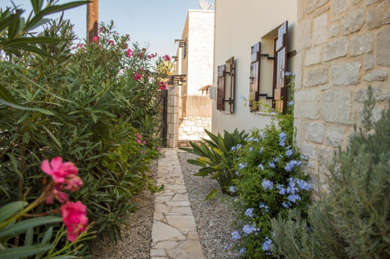 Villa Darmarohori Homeleader מראה חיצוני תמונה